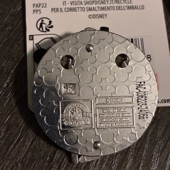 Disneys Dr Facilier- Princess and the frog Trading Pin - Picture 4 of 4